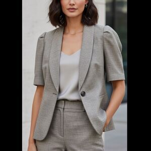 The Limited short sleeve linen blend blazer S NWT